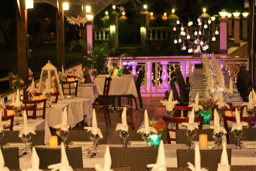 Abaka Bay Resort