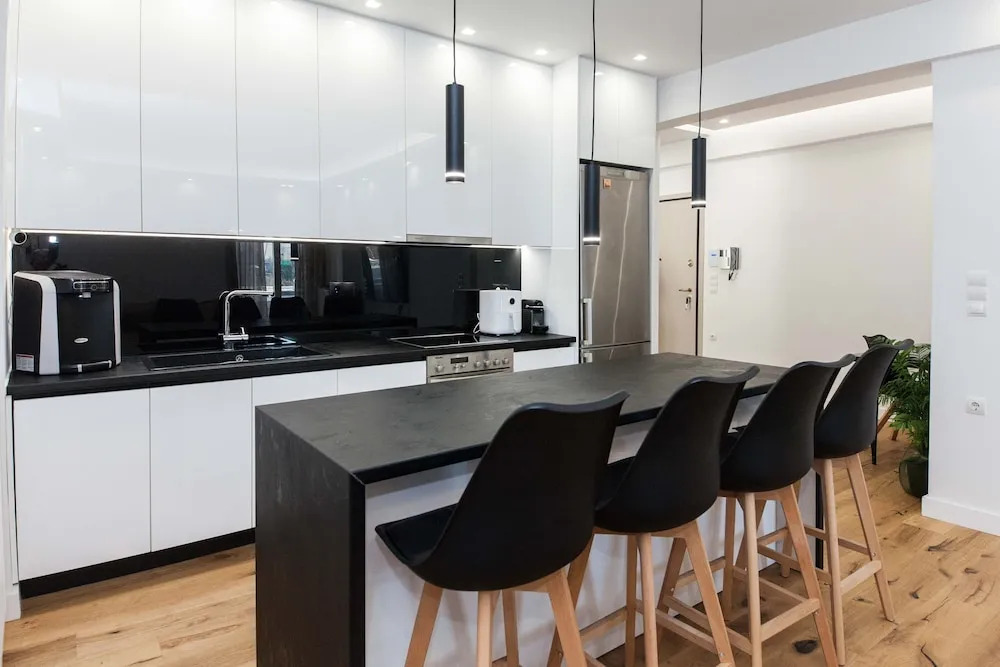 Kallithea Modern Living w Designer Touch