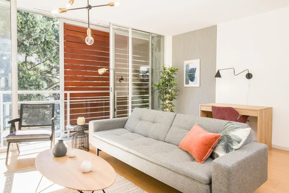 APT LA Rambla