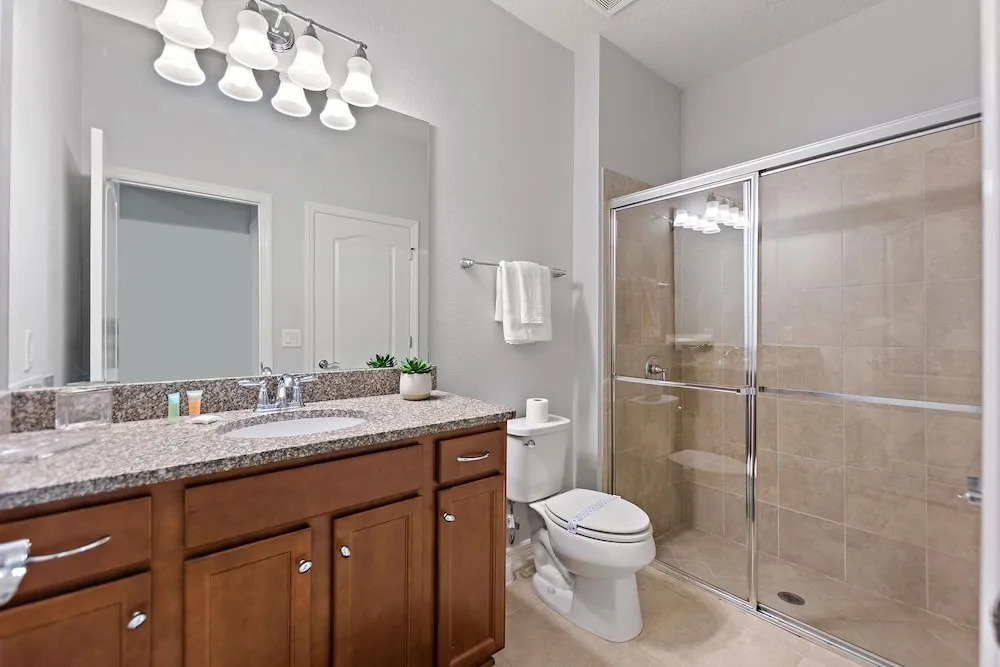 Blissful Haven @ Windsor Westside by Shine Villas 995