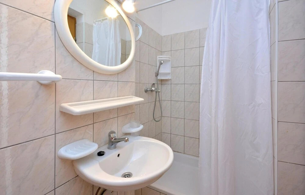 Beautiful Home in Vrboska With Wifi and 1 Bedrooms