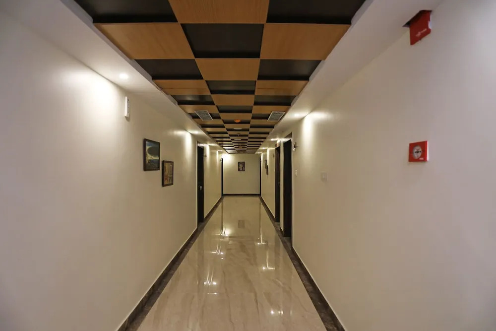 OYO 28757 Pikus Inn