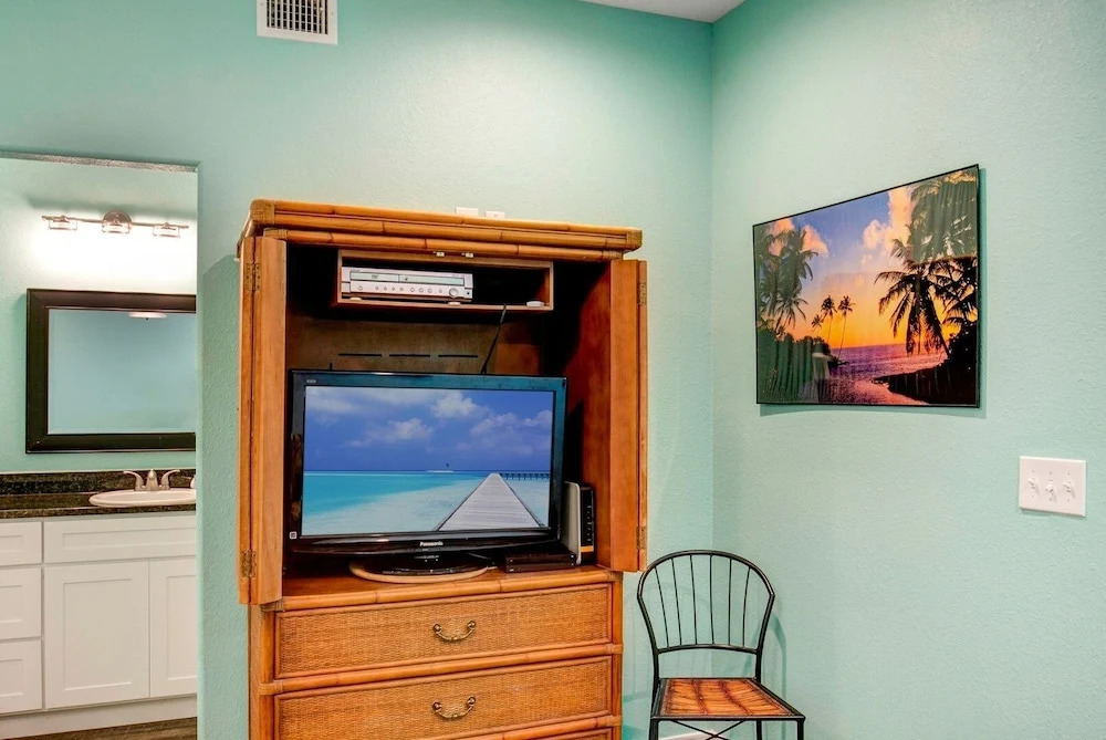 Island 16 1 Bedroom Condo