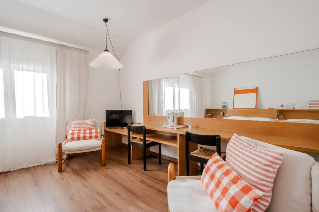 HOTIDAY Room Collection - Sarzana