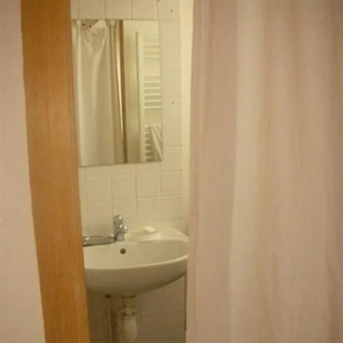 Bed  Breakfast Charonne 3