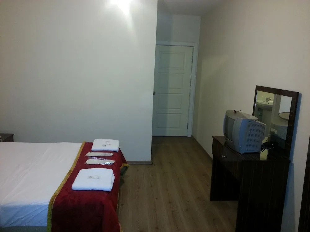 Kona Otel