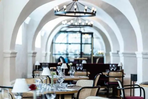 Best Western Jorgensens Hotel