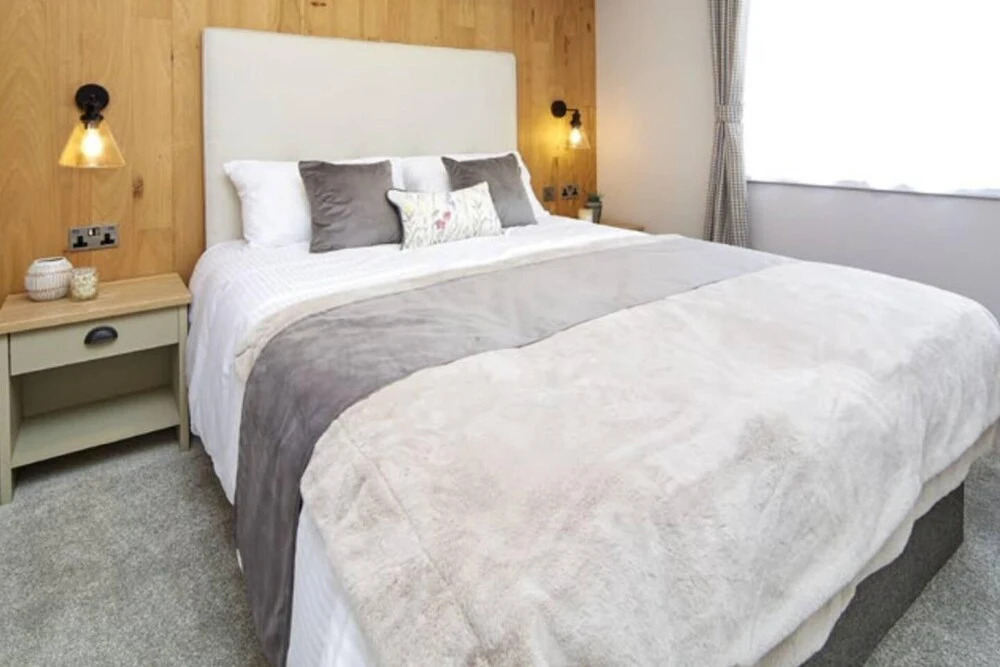 Luxury 2 Bedroom Lodge on Hoburne Devon Bay