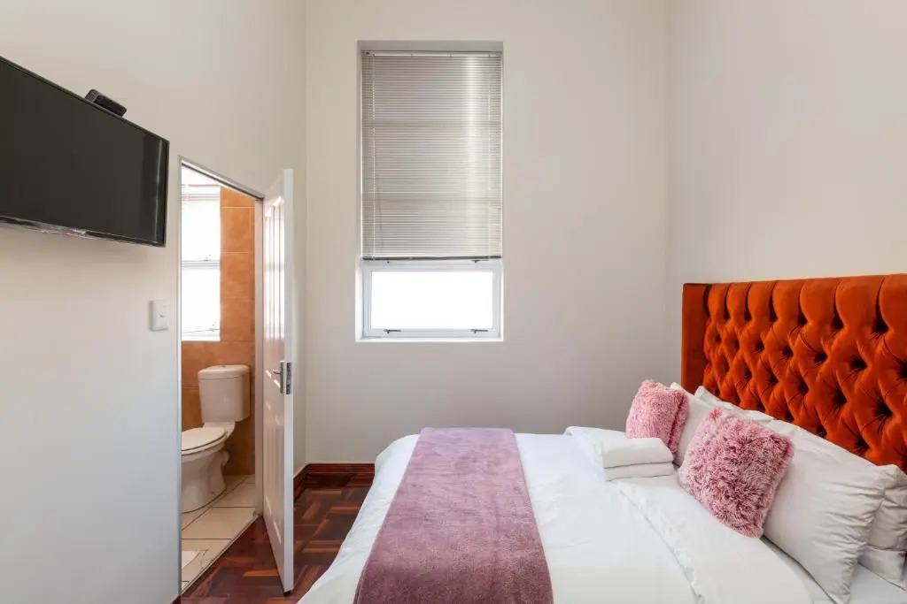 Cape palm royal guest house