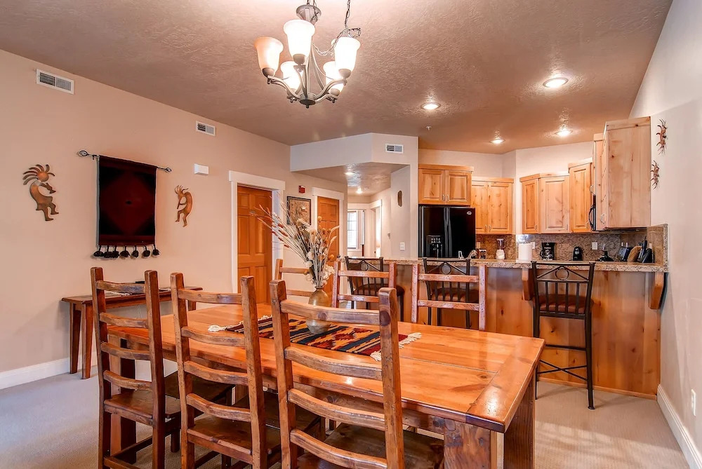 Town Pointe B303 3 Bedroom Condo by RedAwning