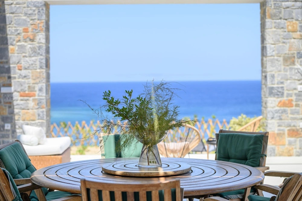 Theasea Luxury Residence