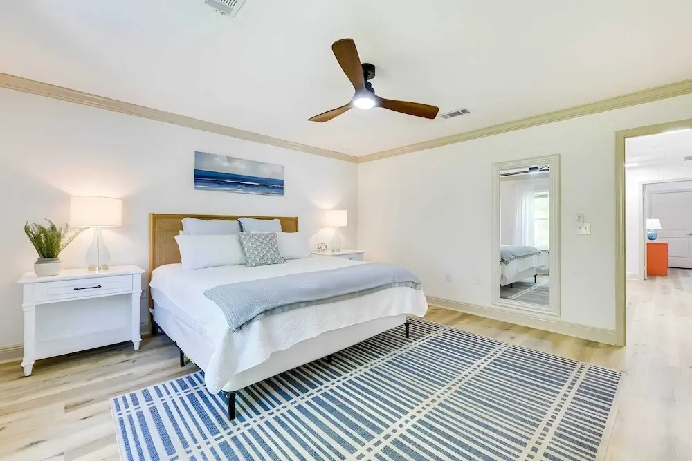 Salty Rose Inn by Avantstay Inlet Beach Home w/ Porch, Firepit & Pool Access
