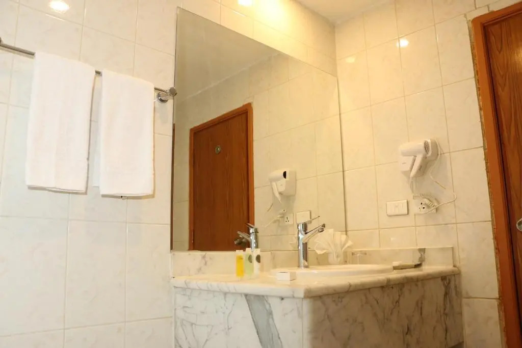 Silk Road Hotel