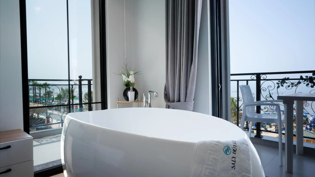 Hotel Saly