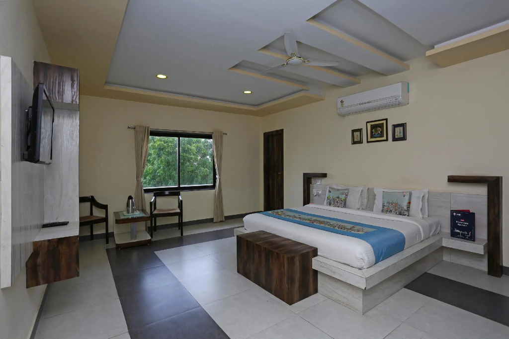Collection O 9204 Hotel Anant Palace