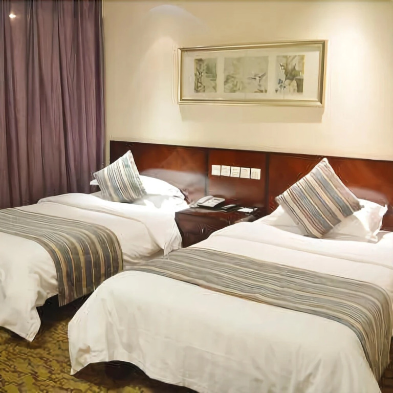 Yuhua Hotel