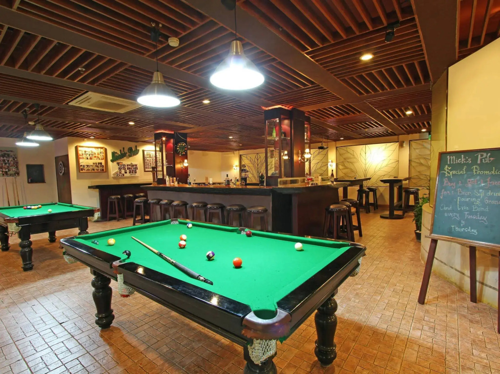 Harmoni Suites Hotel