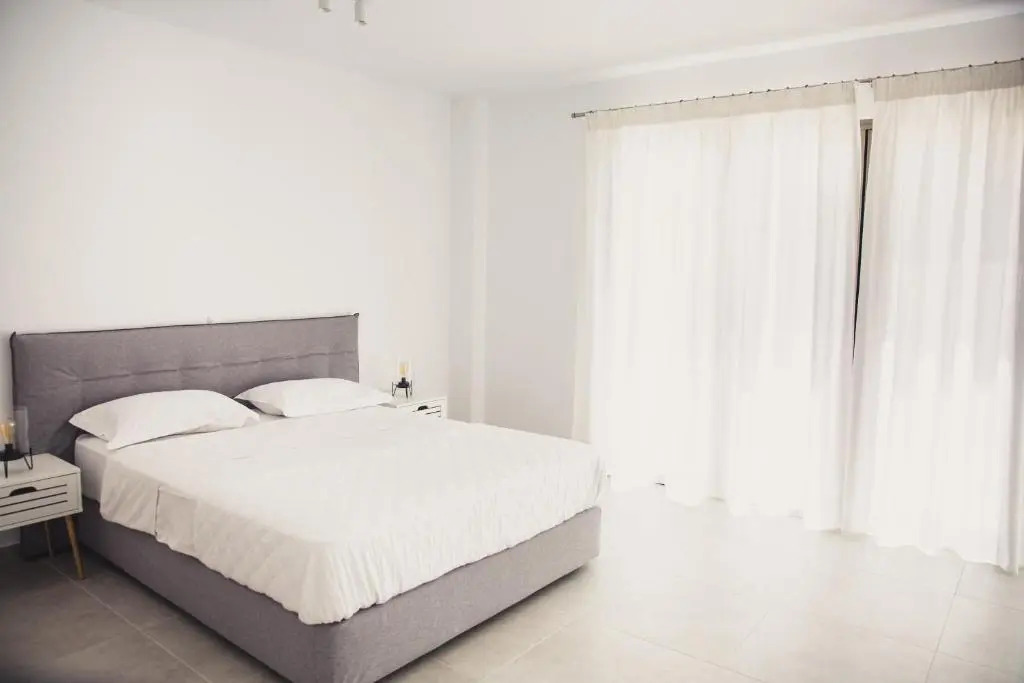 StarLight Villa Guro - 4BD, 4BA, 4min to beach