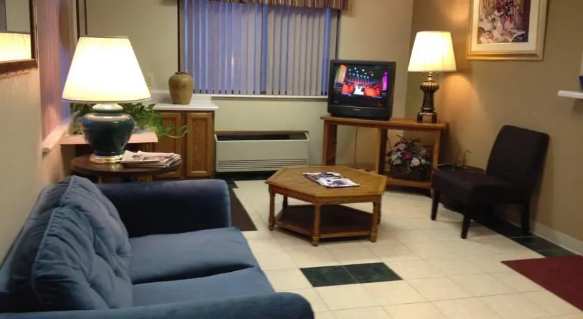 Smart Choice Inn and Suites Redwood Falls