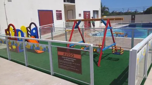 Apto Ingleses à 50mts da praia