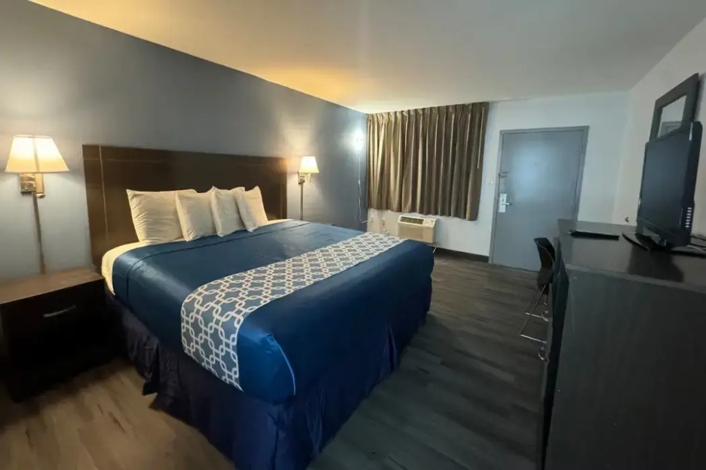 Days Inn by Wyndham Gainesville Hospital - University Area
