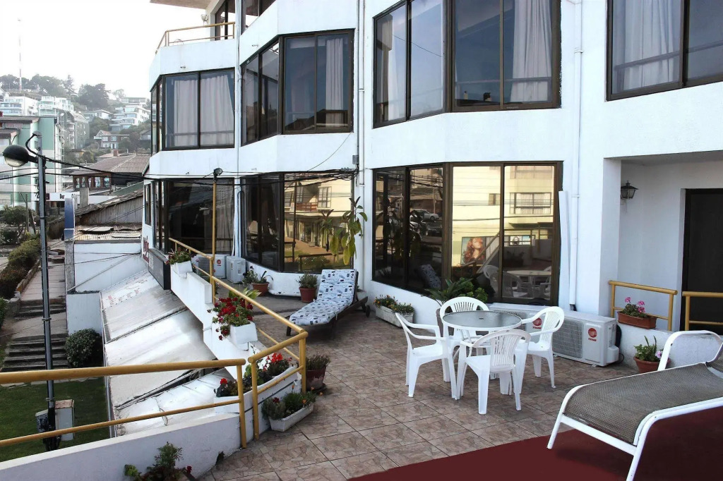 Piero's Hotel