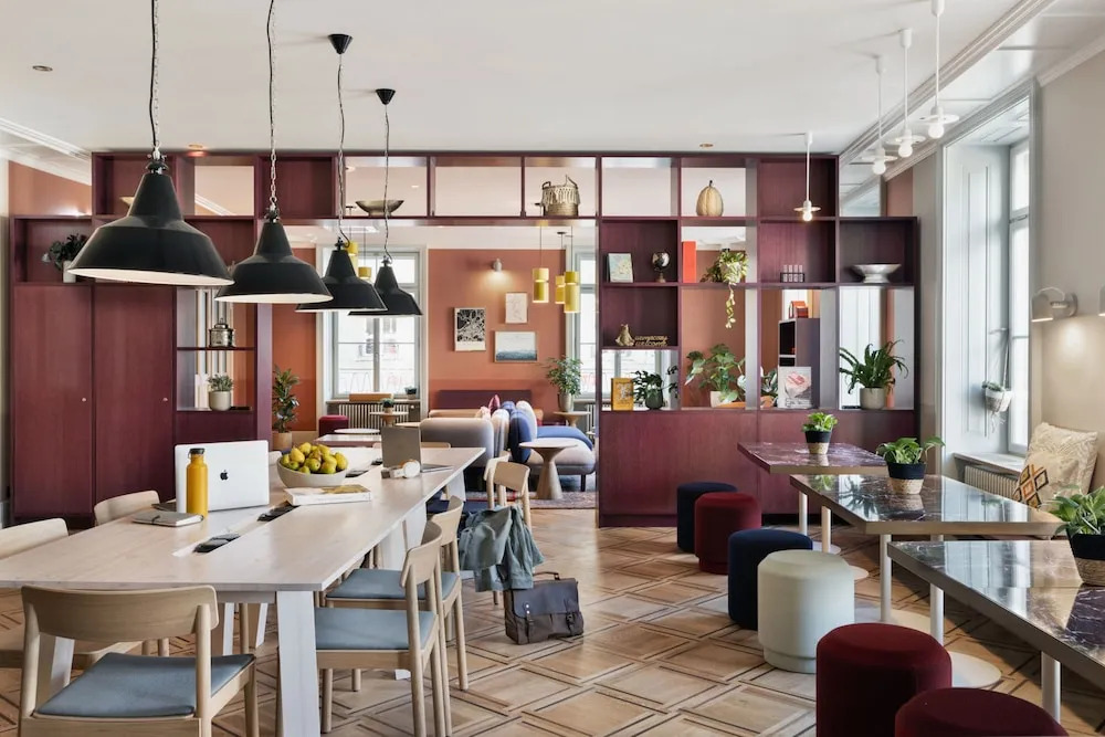 Stay KooooK Geneva City - Online Check In