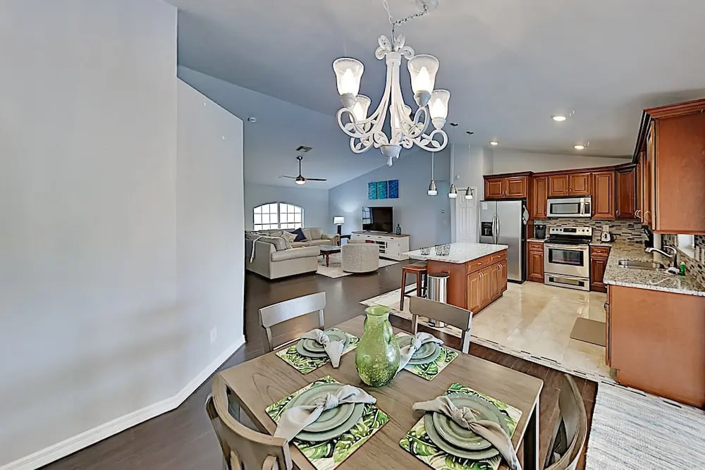 Stylish Tropical Getaway W/ Pool & Oversized Yard 3 Bedroom Home