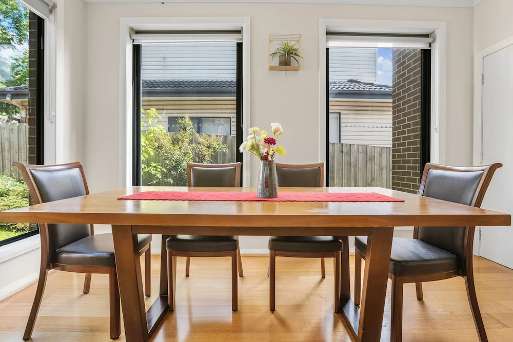 New Comfort house near Box Hill