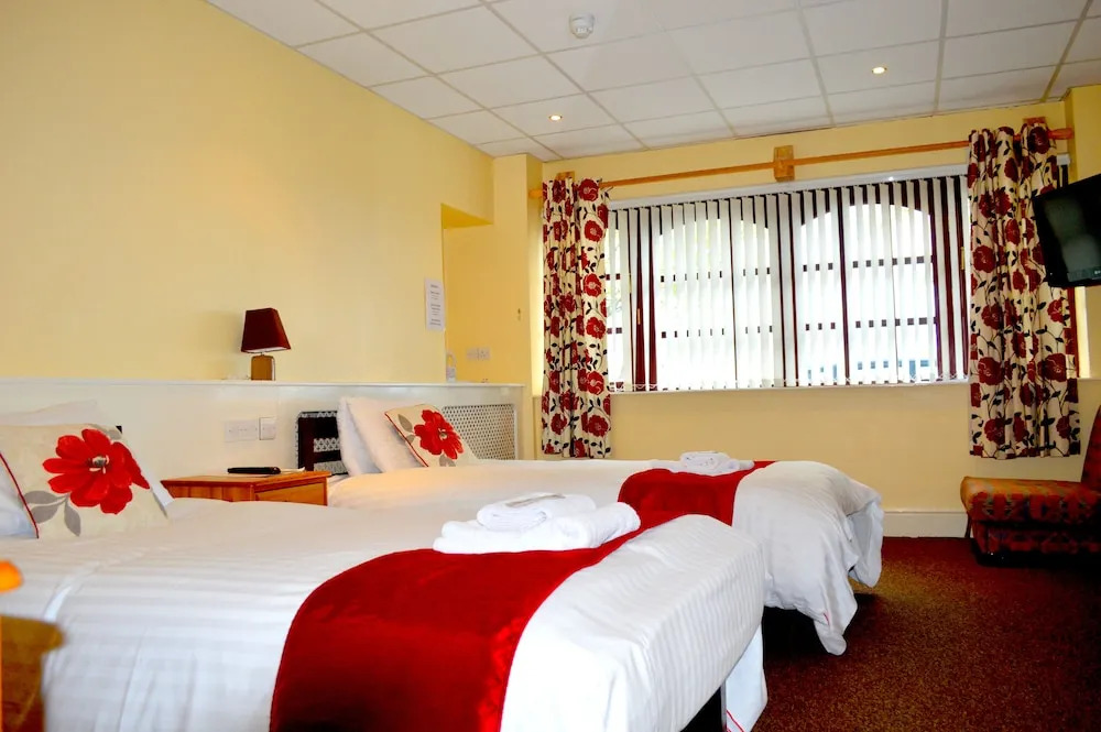 The Mumbles Carlton Hotel
