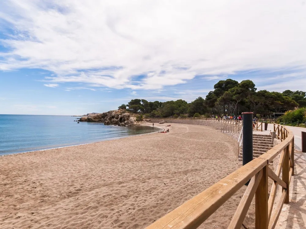 Classic Apartment in L'escala Spain With Parking Facility