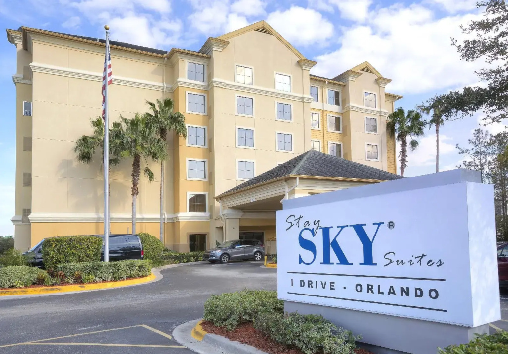staySky Suites I-Drive Orlando Near Universal