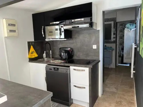 Maison cottage en Provence, Spa & piscine, pour 4 personnes- Gîtes Les Estelles