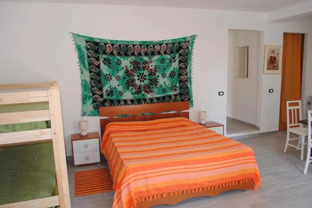 Large Air-conditioned Marina Studio - Wi-fi