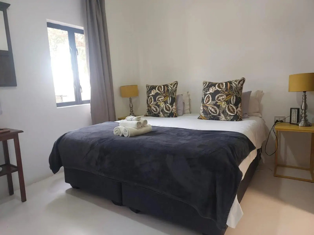 Karoo Retreat- Self Catering Villas and Guest House