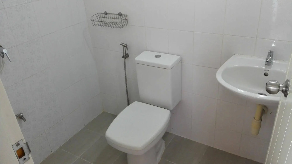 Gems Park Apartment