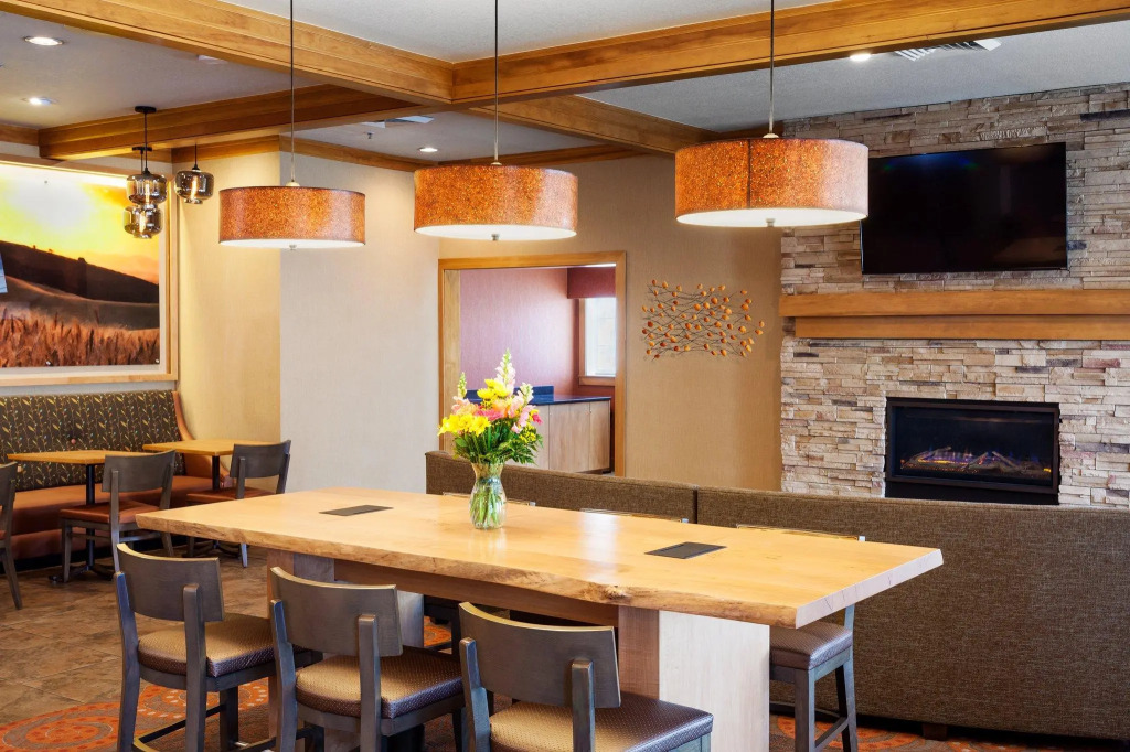Holiday Inn Express Pullman