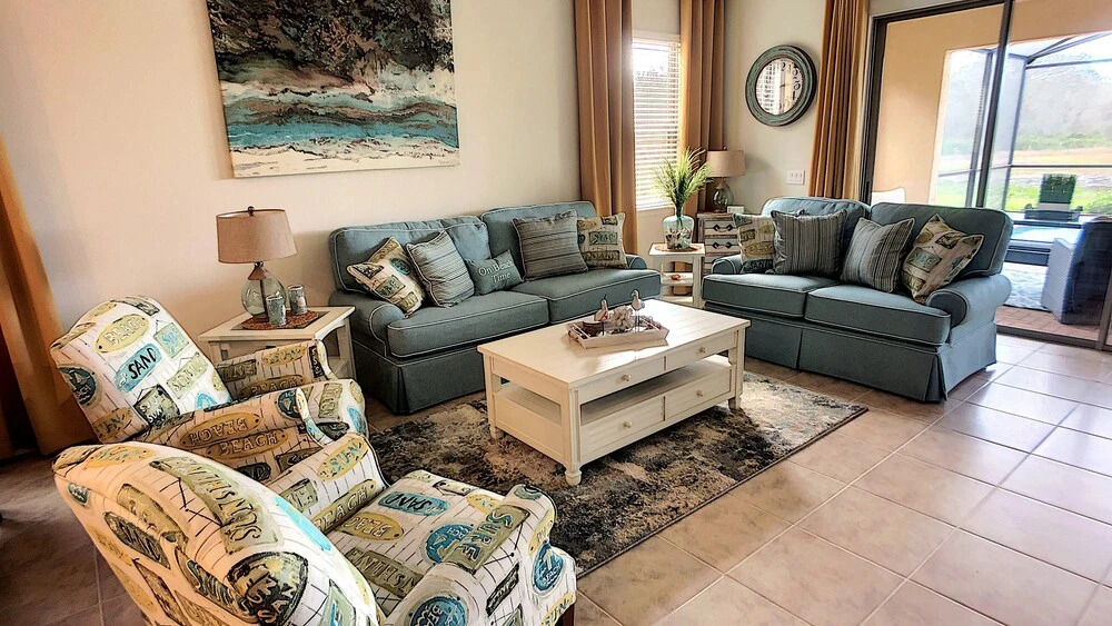 Pura Vida Retreat Brand New 7 Bedroom in Solterra