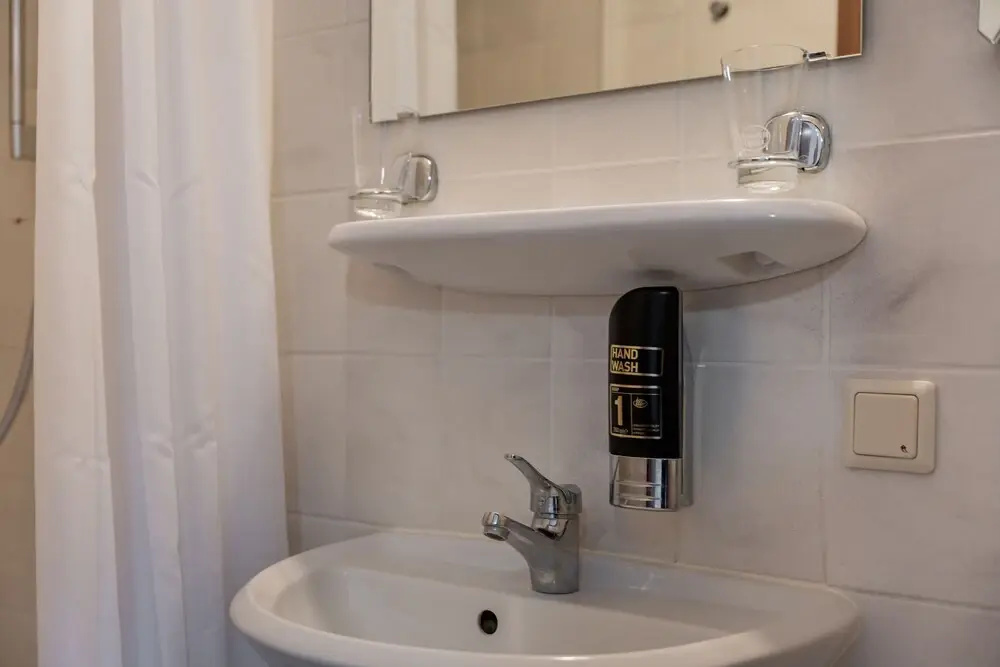 Hotel Kryoms 108