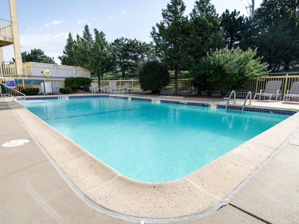 Merriam Park Inn