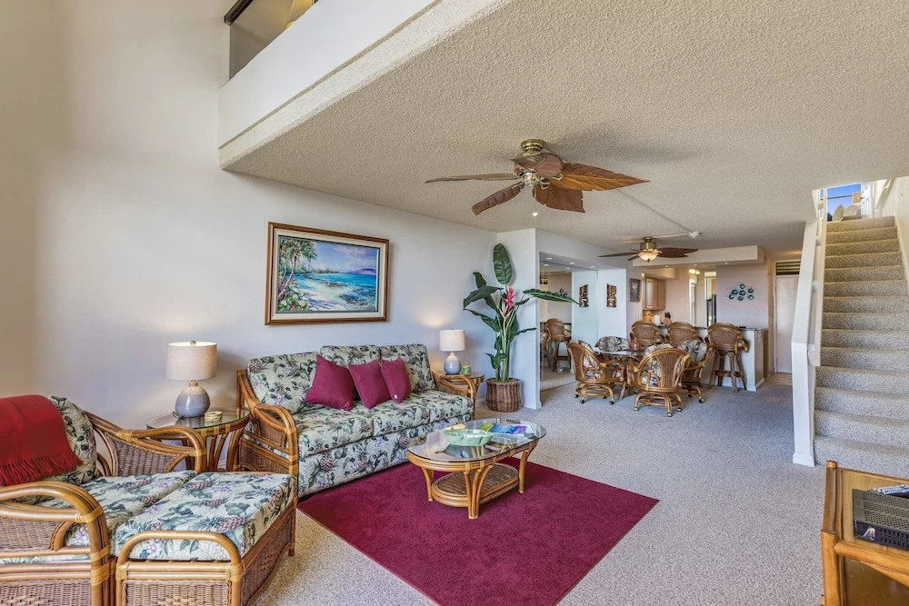 Kahana Villa