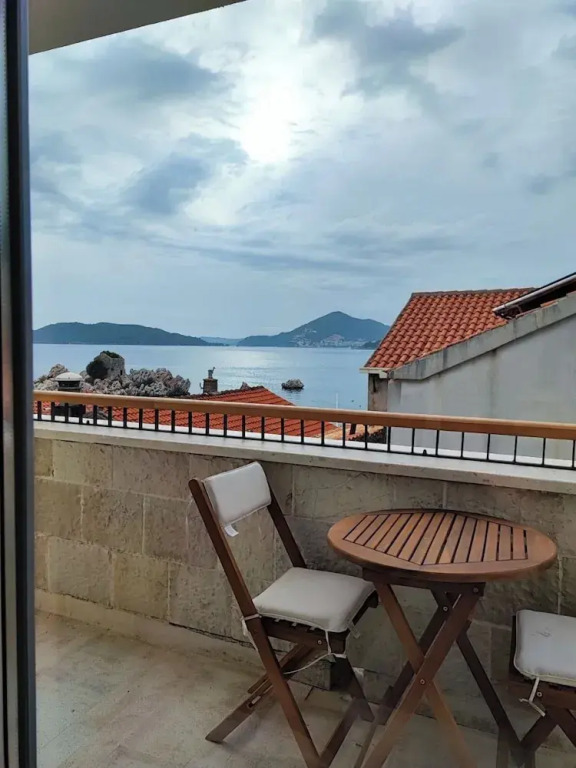 Apartments Lustro