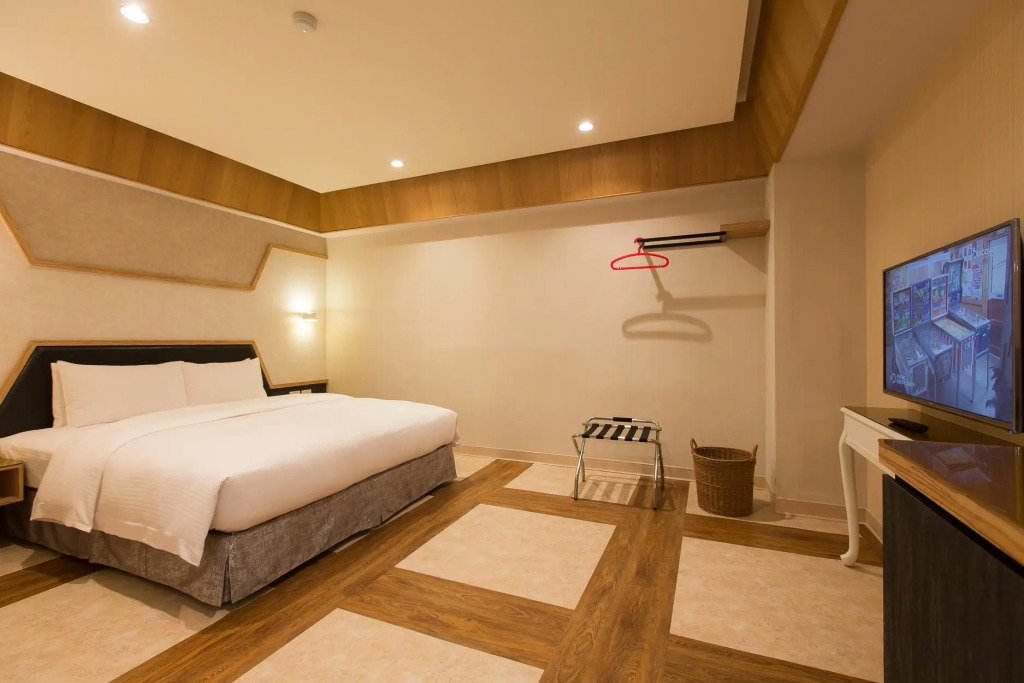 The Young Hotel