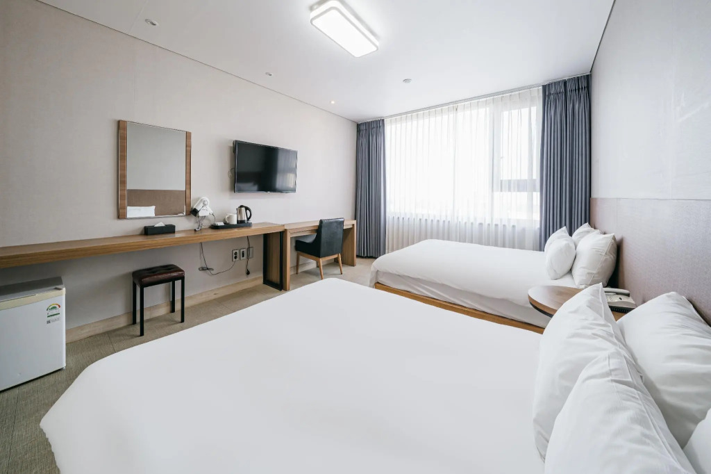 Jeju Noblesse Tourist Hotel