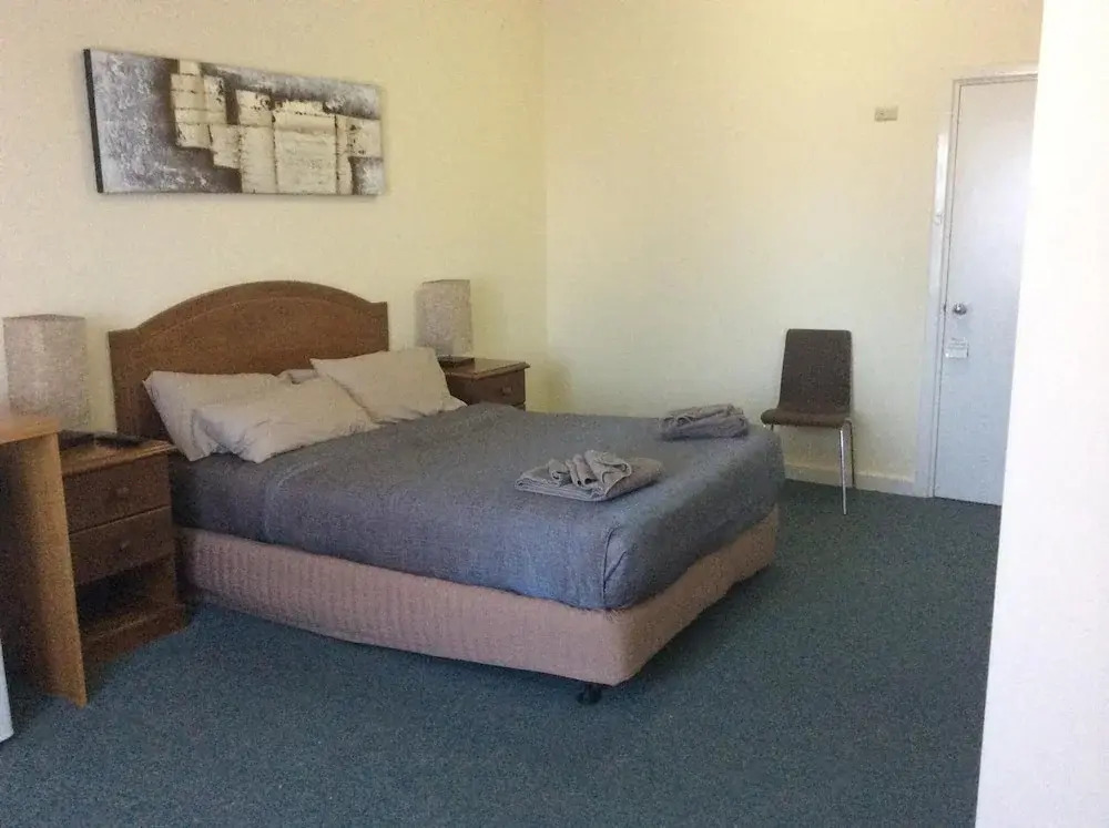 New Whyalla Hotel