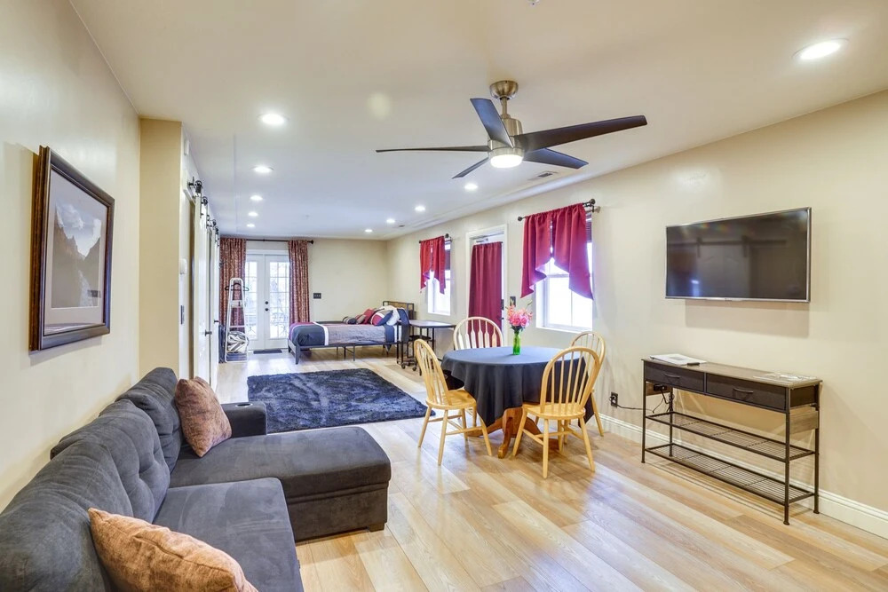 Convenient Cedar City Studio < Half-mi to Downtown