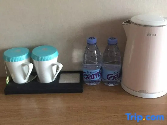 Sweetome Vacation Rentals (Beihuan Ranjiaba Shizishan Park)