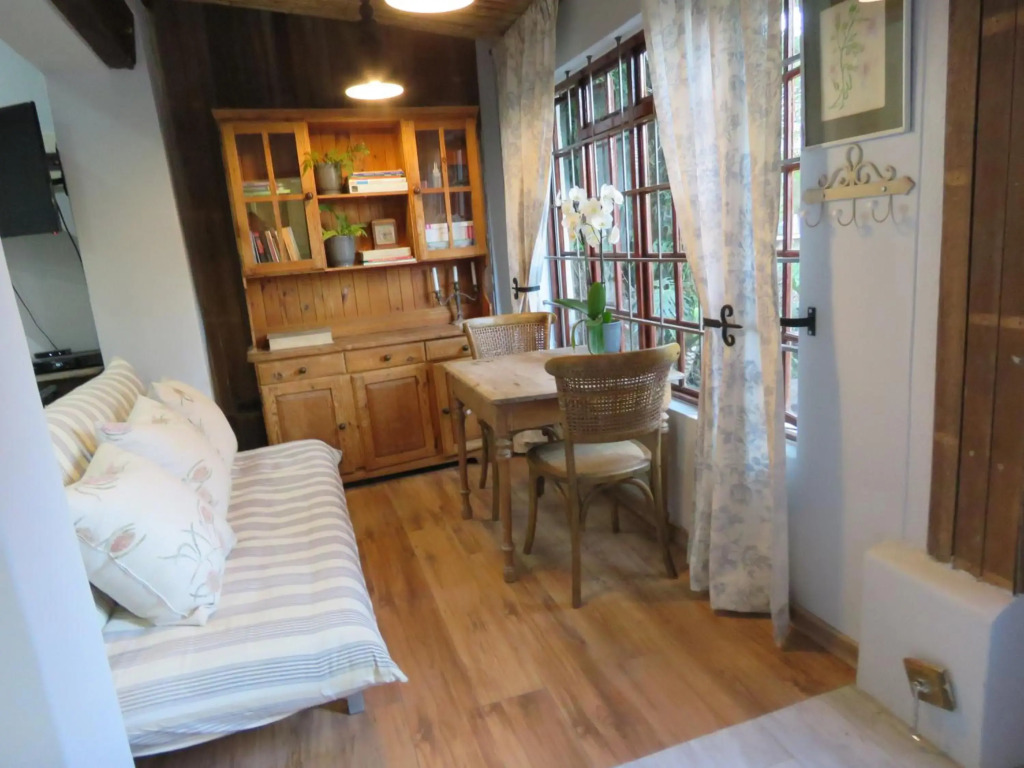 Winelands beach cottage