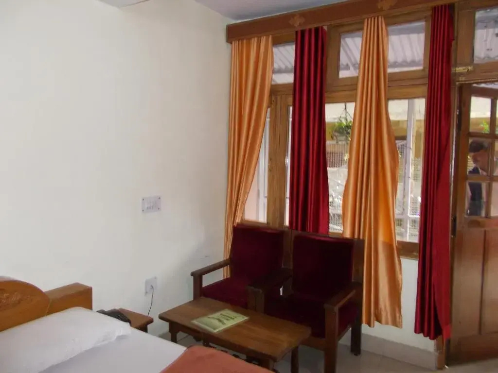 Premier rooms with Rooftop Terrace Restaurant