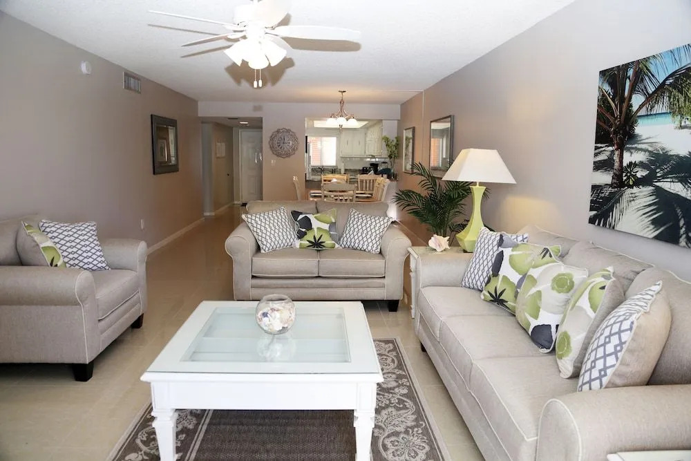Cocoa Beach Towers - Oceanfront Resort with Heated Pool, Tennis Steps from the Pier